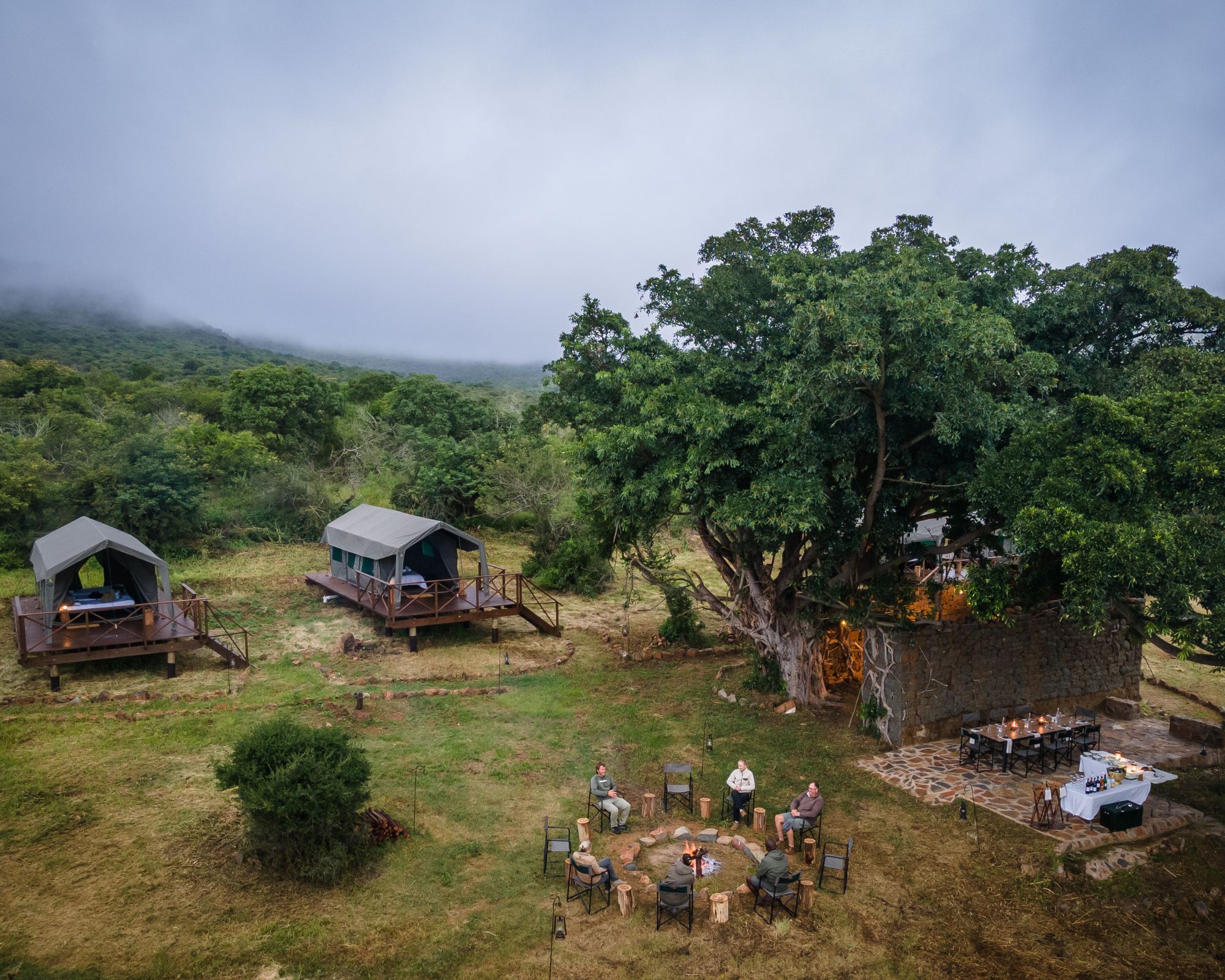 walking safaris ogomeni trails camp